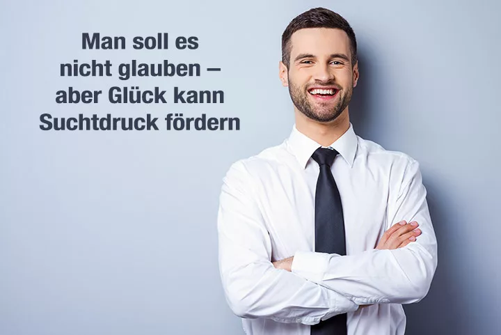 Lächelnder, glücklicher Mann